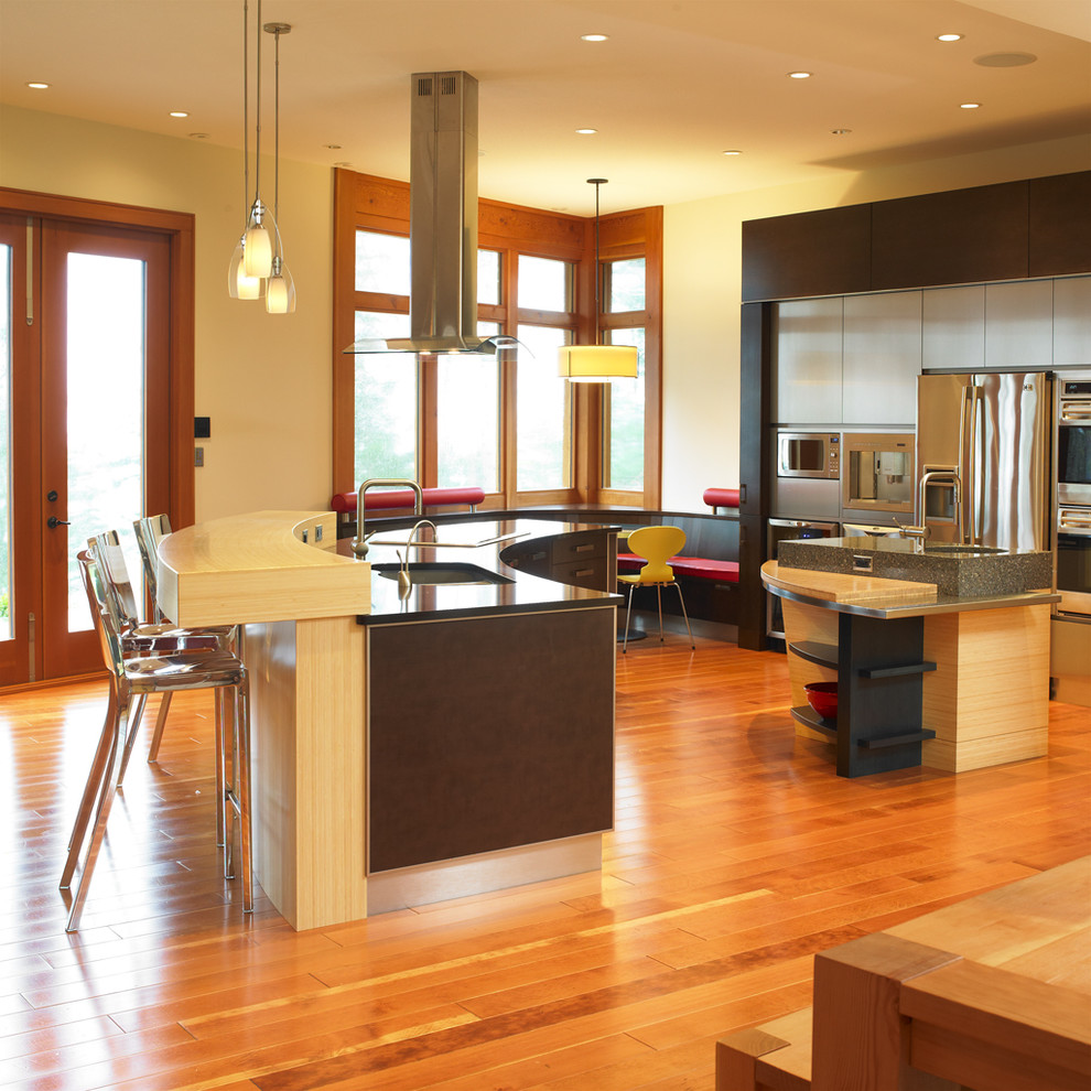 Modern kitchen in Vancouver with stainless steel appliances.