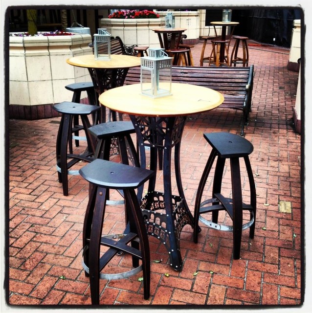 Pub Tables american-traditional-patio