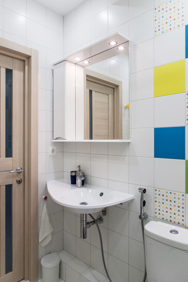 Раковина и шкафчик с зеркалом