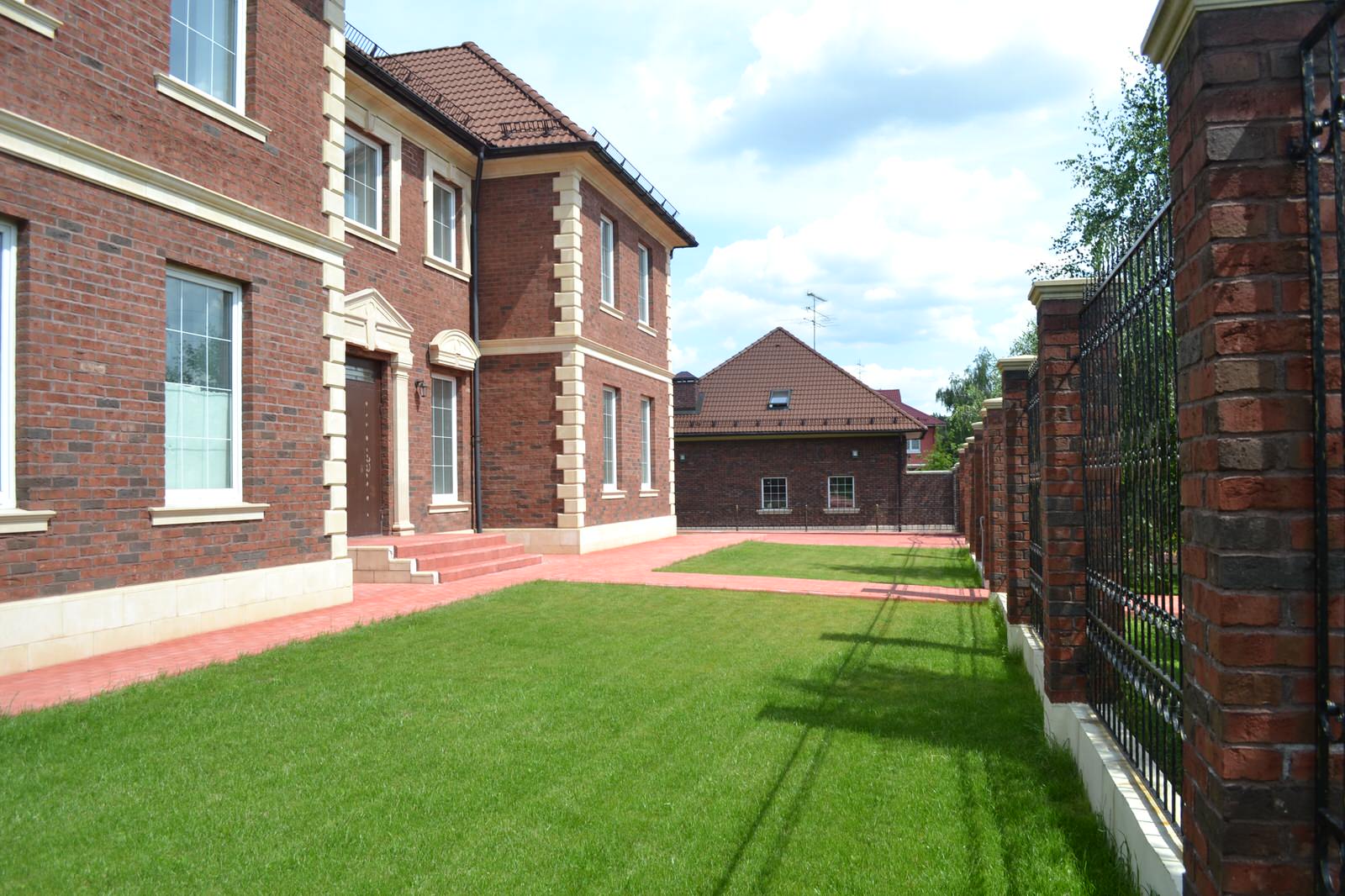 Фасад загородного дома - Подмосковье