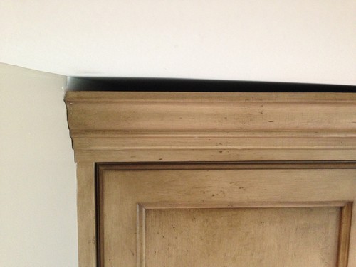 Installing Crown Molding On Cabinets With Uneven Ceiling Paint