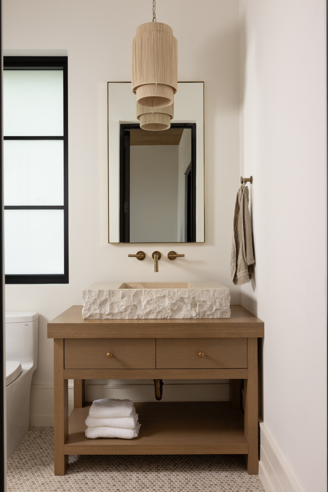 Inspiration for a transitional bathroom remodel in Orlando