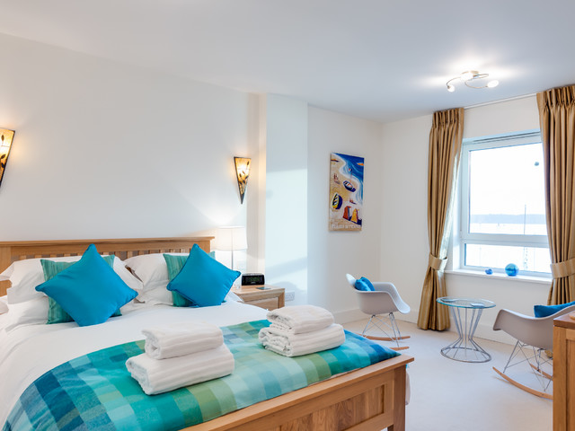 Portfolio contemporary-bedroom
