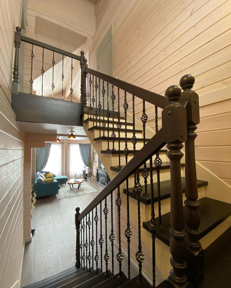 естница Михаила в КП Зорино Спорт Виладж