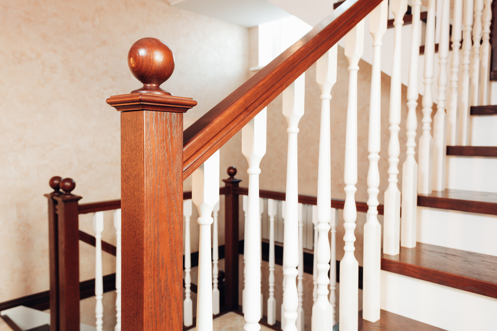 Деревянная лестница в д. Вурманкасы Чебоксарского района