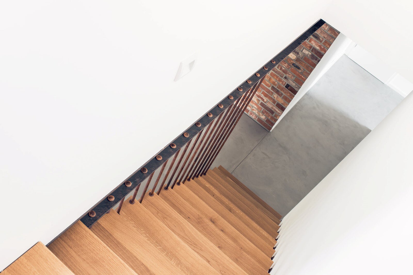 Лестница в стиле лофт