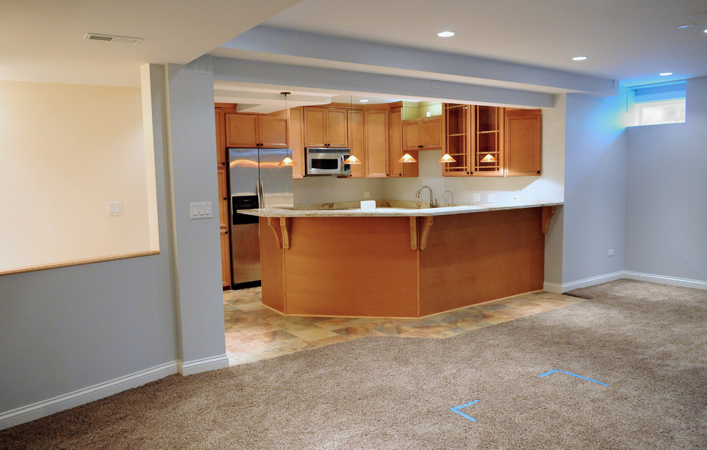 Kitchen - transitional kitchen idea in Chicago