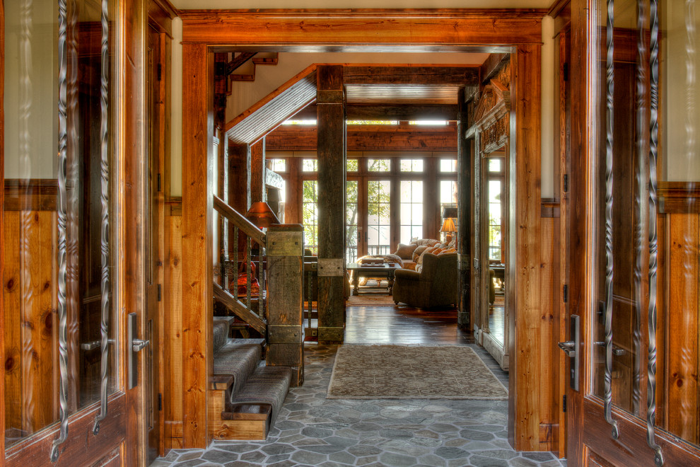 Mountain style home design photo in Minneapolis