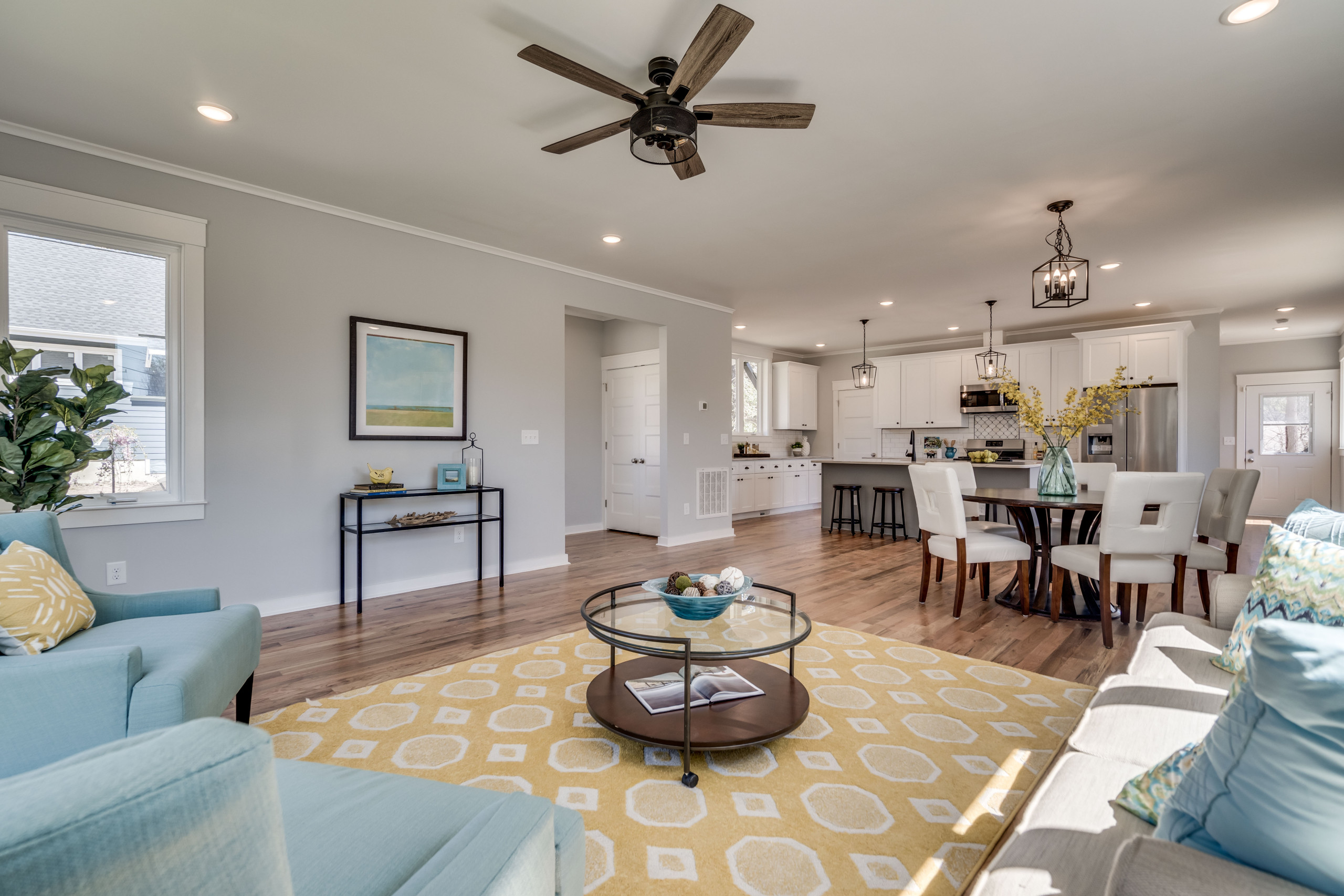 Family room, entry, dining room & Kitchen