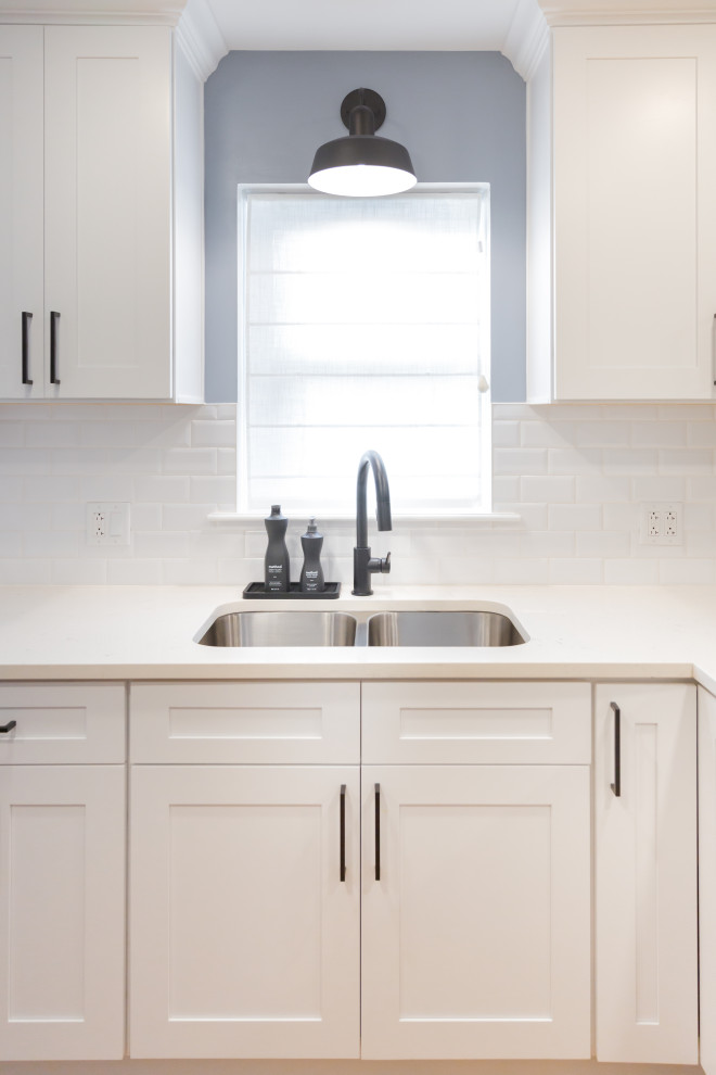 Minimalist kitchen photo in Denver