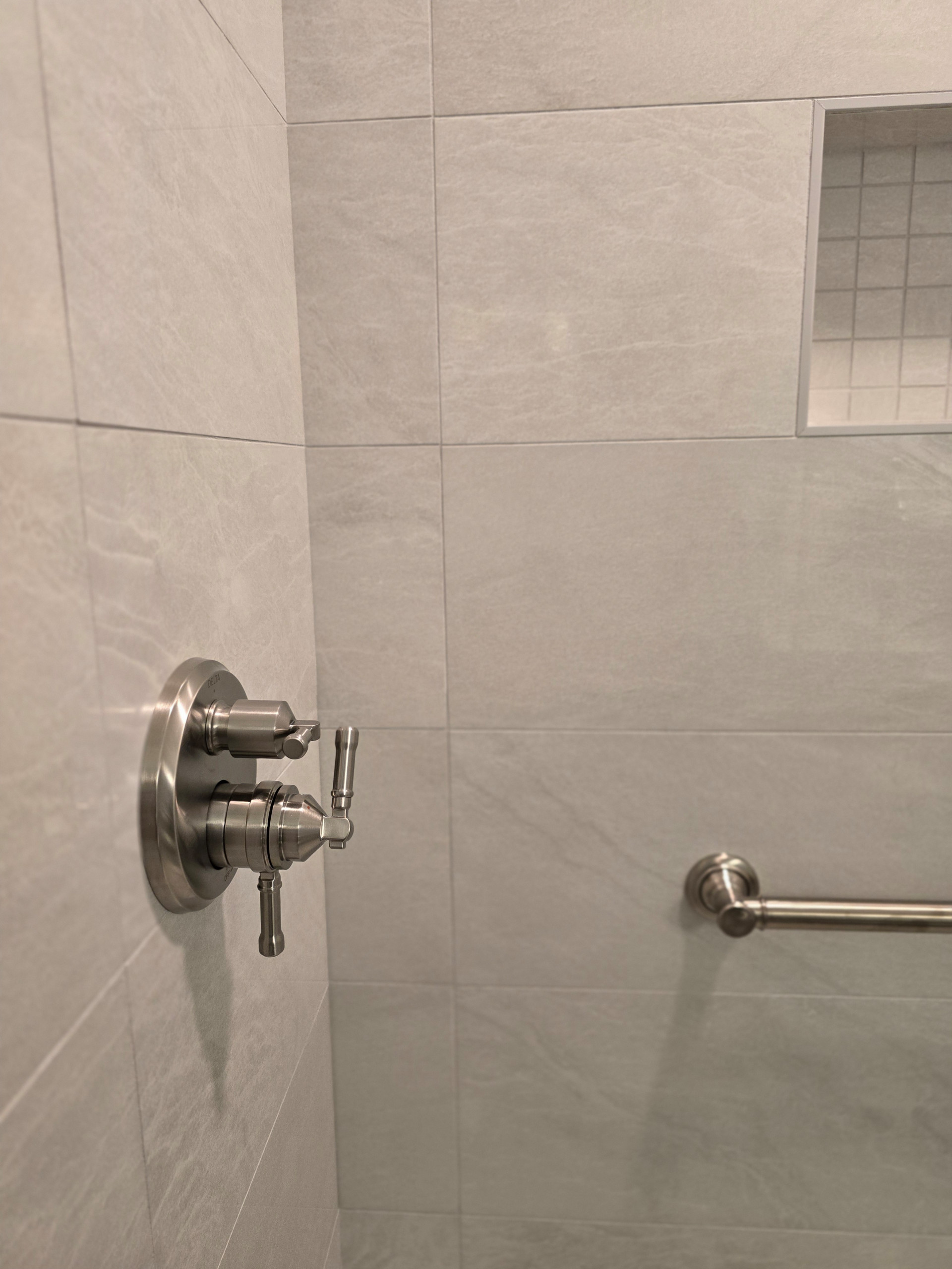 Upstair's Guest Bath