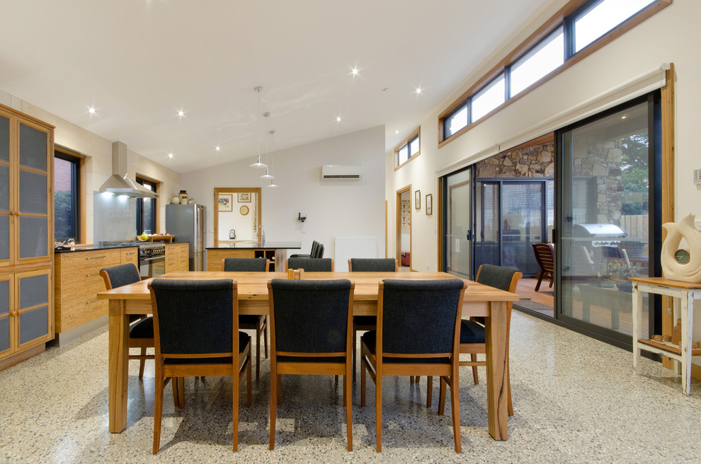Photo of a contemporary dining room in Geelong.