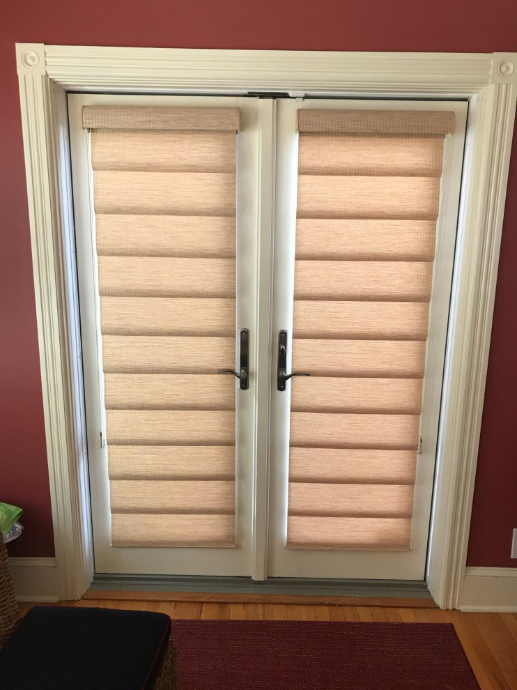 Alustra Vignette Modern Roman Shade