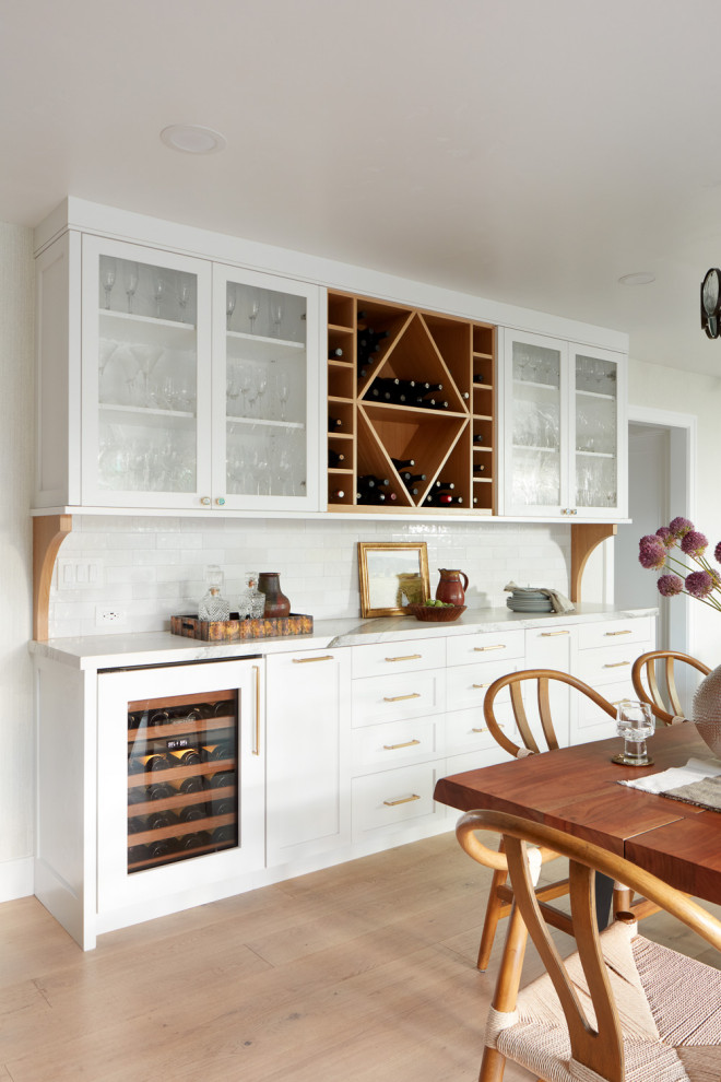 Inspiration for a transitional home bar remodel in San Francisco