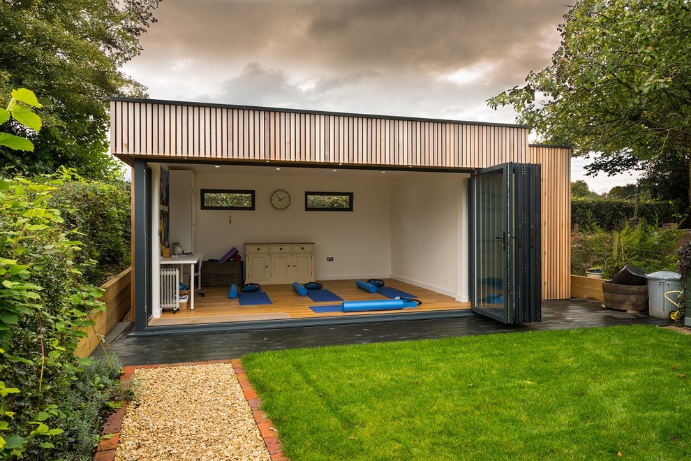 Design ideas for a contemporary home gym in Buckinghamshire.