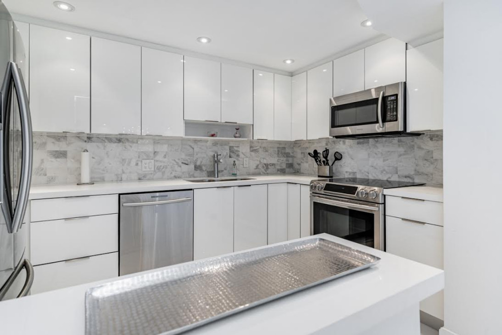 White Atmosphere | Modern vs Traditional