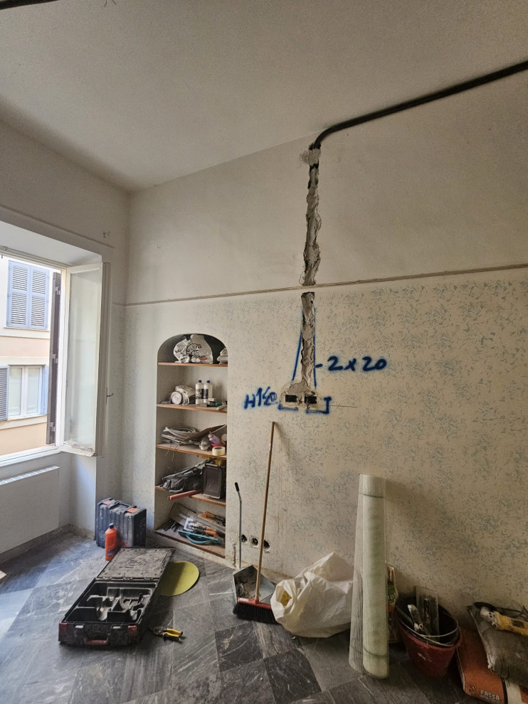 Ristrutturazione monolocale a Monti