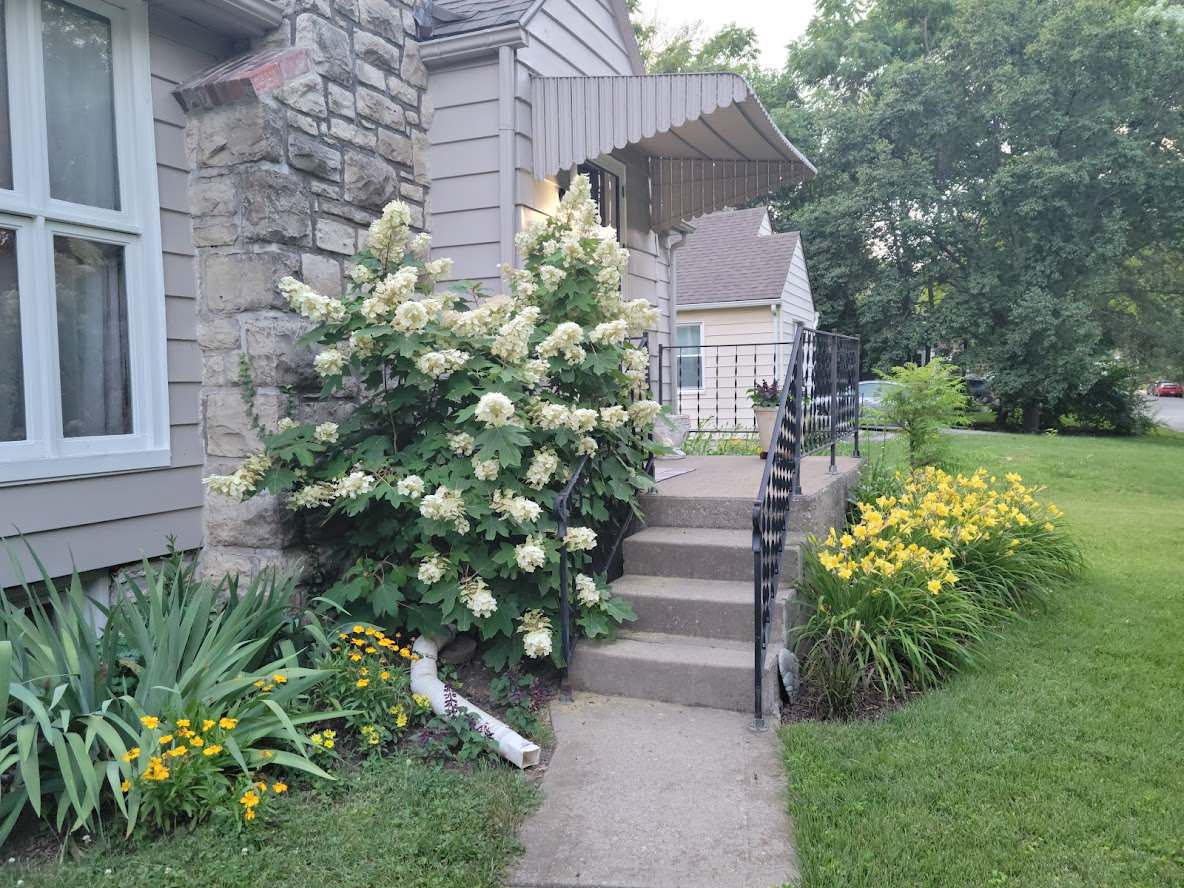 Misc Front Entry Walks/Landings $-$$$