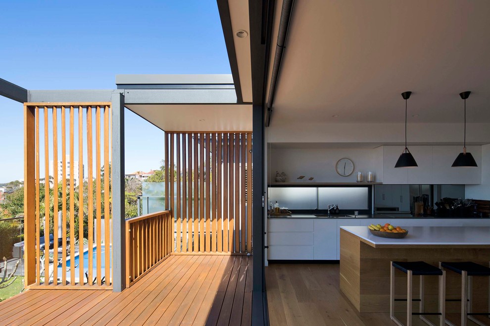 Photo of a large contemporary deck in Sydney.