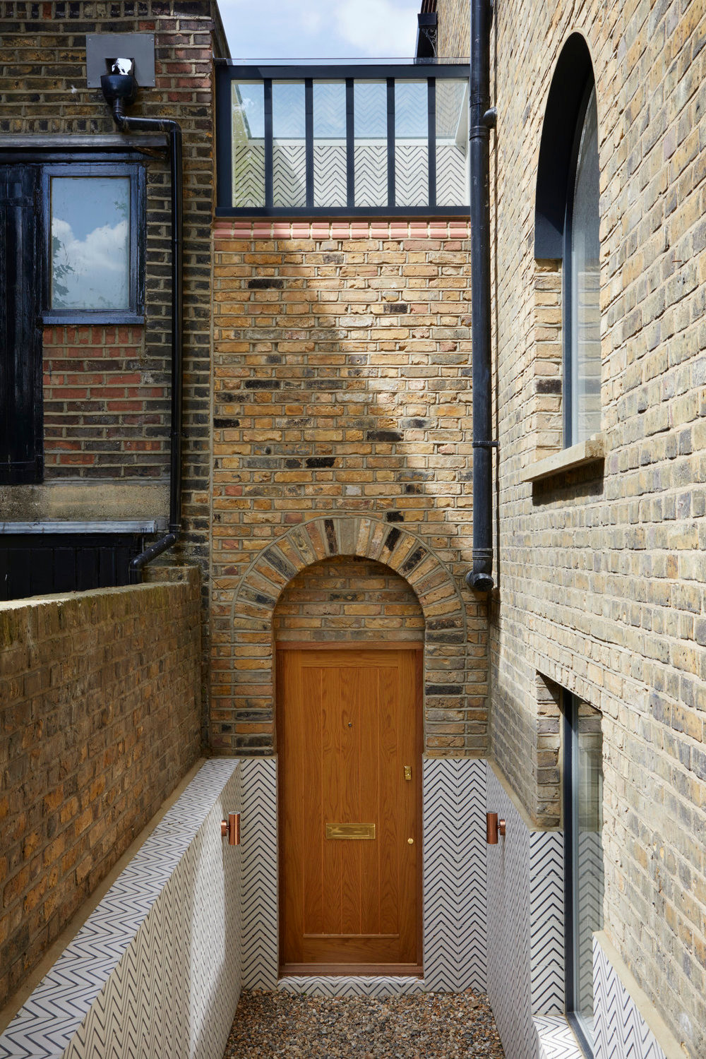Lambeth road extension