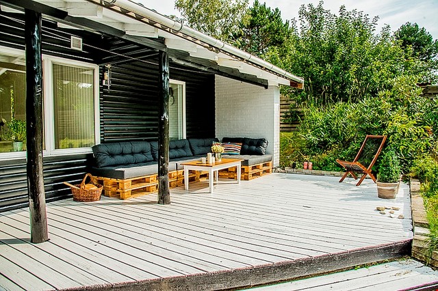 Mitchellsgade modern-traedaeck