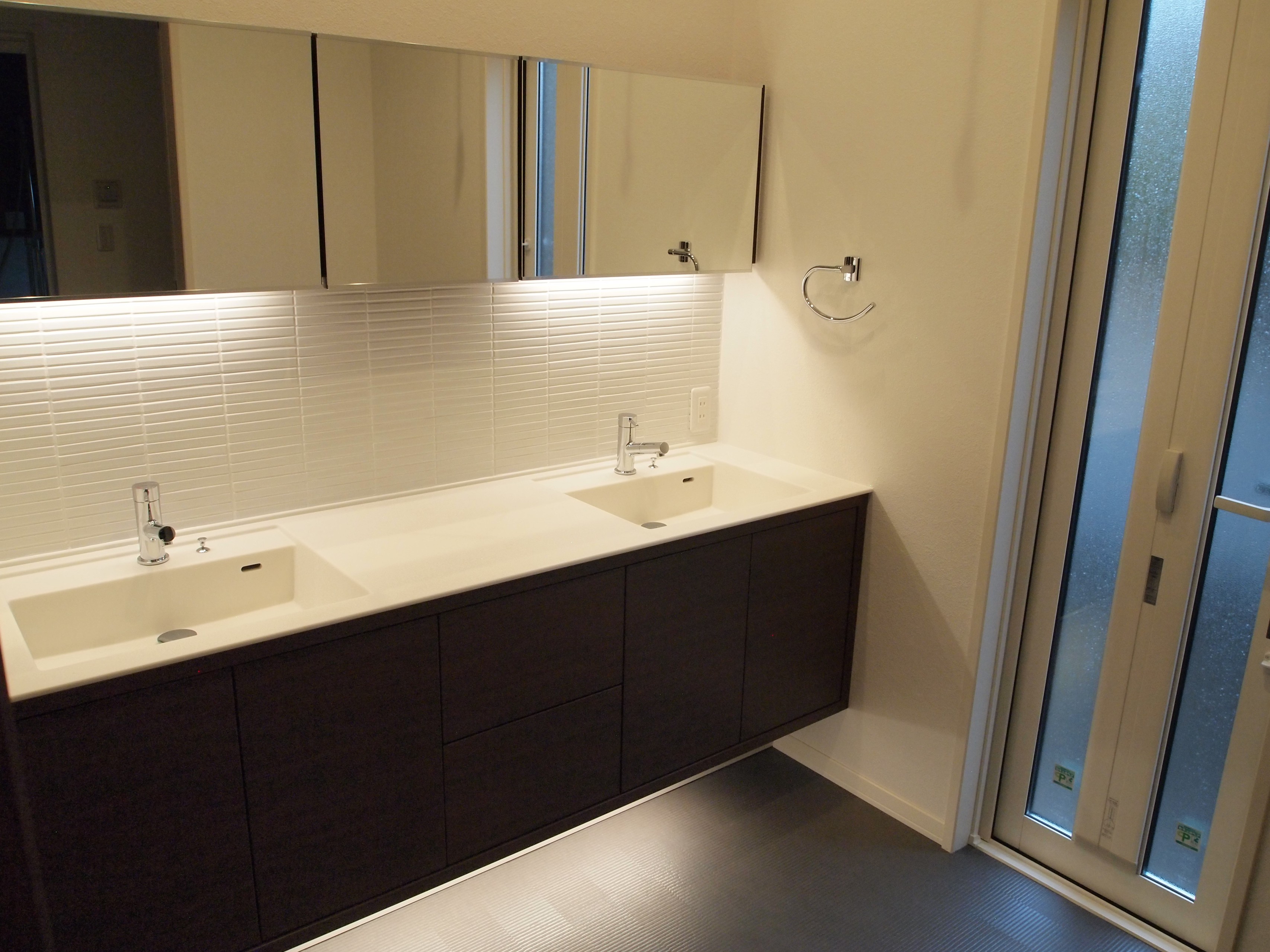 洗面台 Yokohama By 積水ハウス株式会社 千葉支店 Houzz