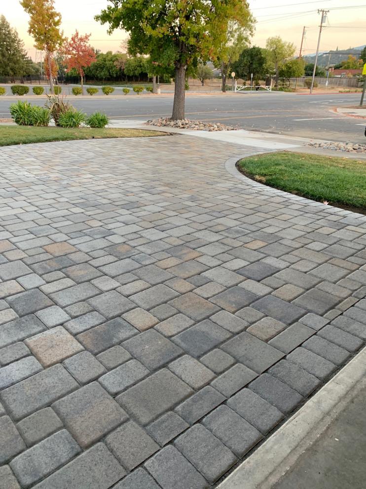 Driveway Entry
