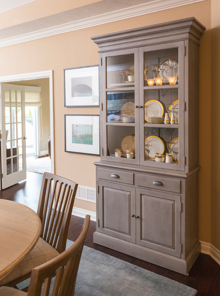 Home design - mid-sized transitional dark wood floor home design idea in Cincinnati with beige walls and a corner fireplace