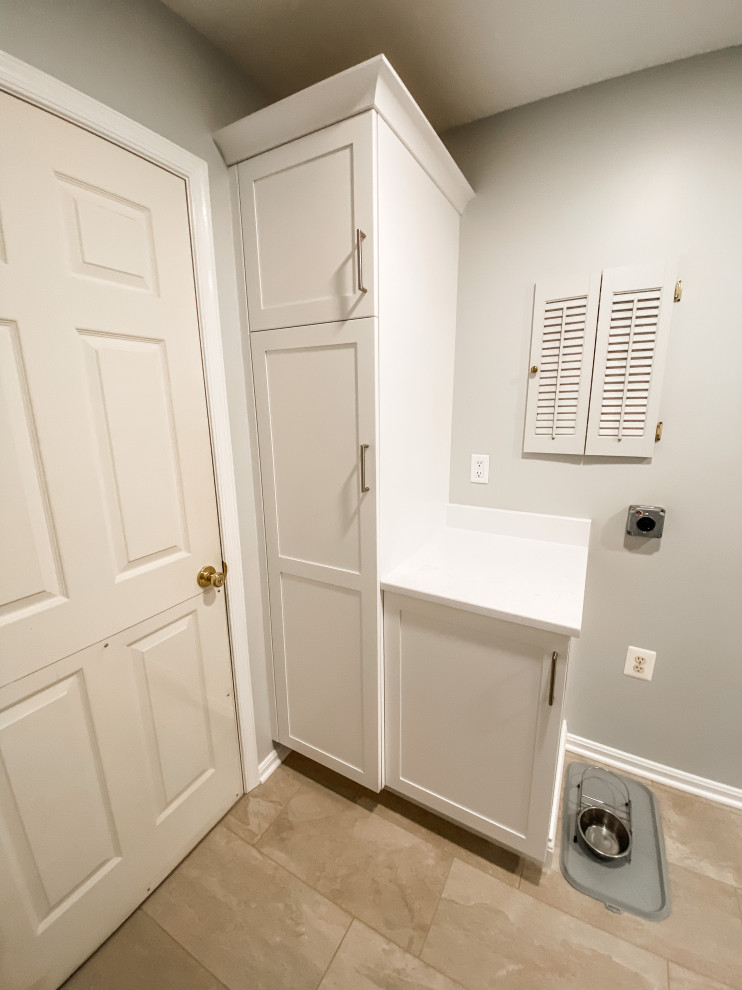 Transitional kitchen photo in Baltimore