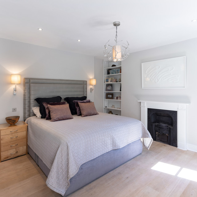 London townhouse bedroom trendy-sovevaerelse