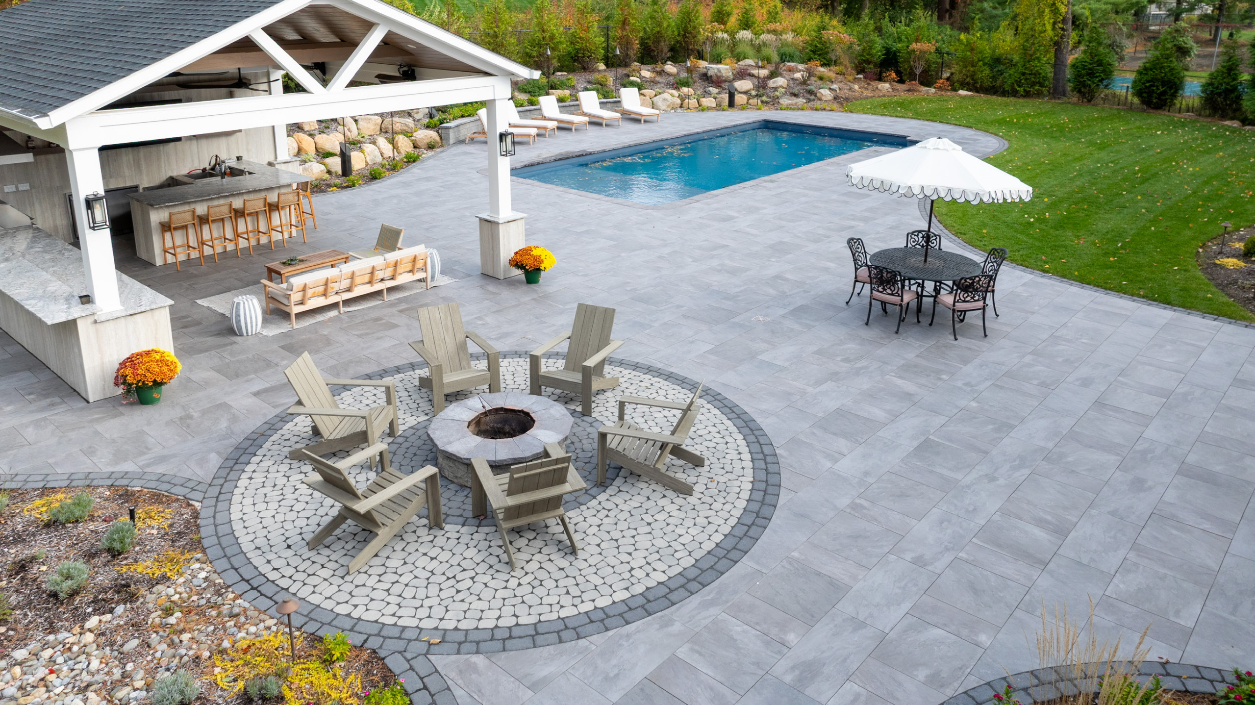 Porcelain Paradise with a Party Pavilian