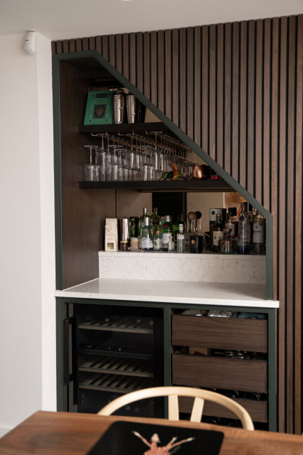 Classic In-Frame Shaker Kitchen & Bar - Islington rustic-kitchen