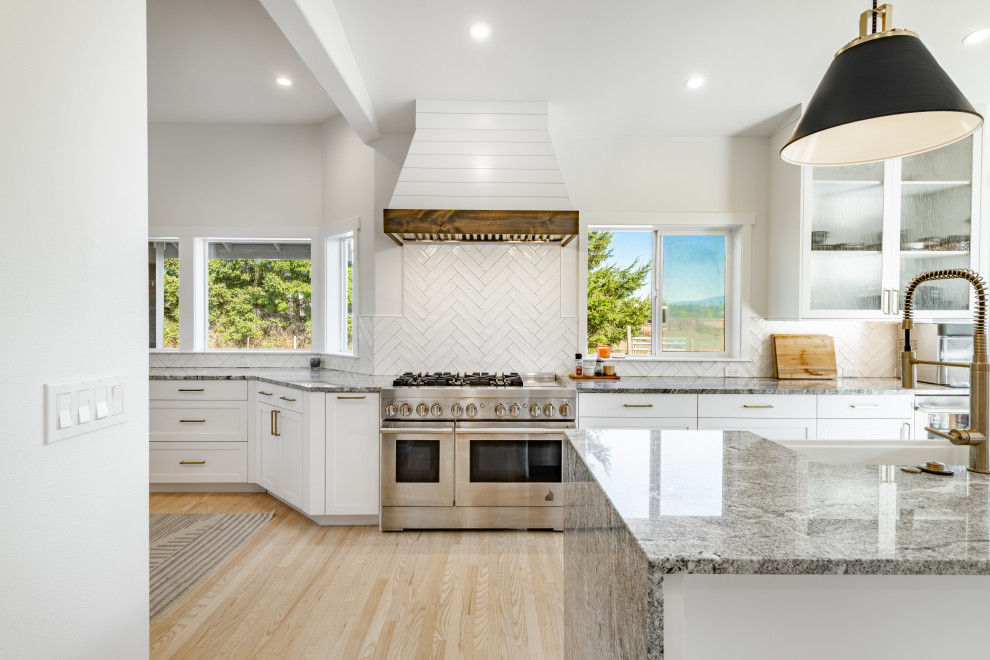 Laurel Kitchen, Laundry & Primary Bath Renovation