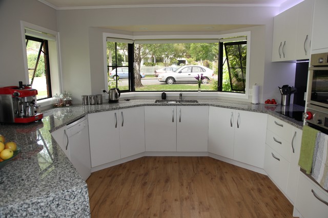 Bespoke Kitchen contemporary-koek