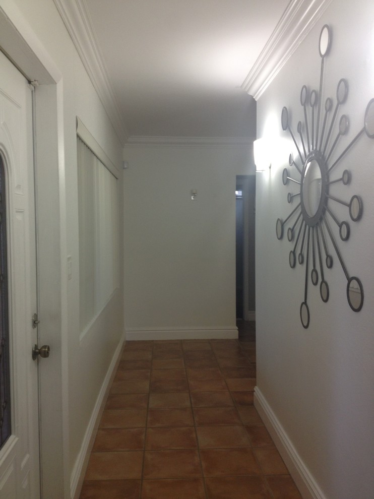 Help ideas for my entry corner | Houzz Forum