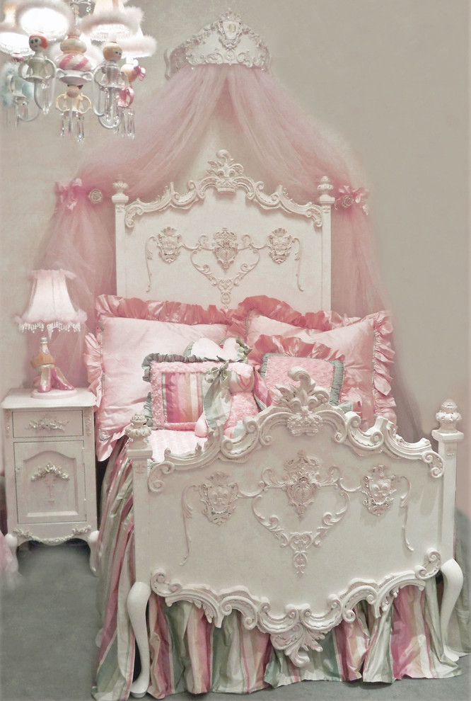 Photo of a traditional kids' bedroom for girls in Boston.