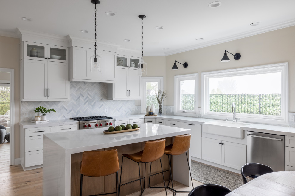 Inspiration for a transitional kitchen remodel in Orange County