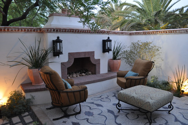 Fireplace Seating medelhavsstil-uteplats