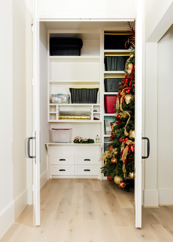 La Maison Bleue - French Country - Closet - Houston - by Chairma Design ...