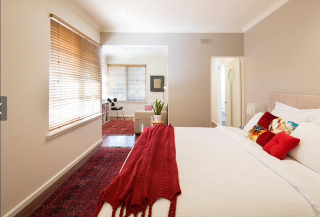 GRIFFITH modern-bedroom
