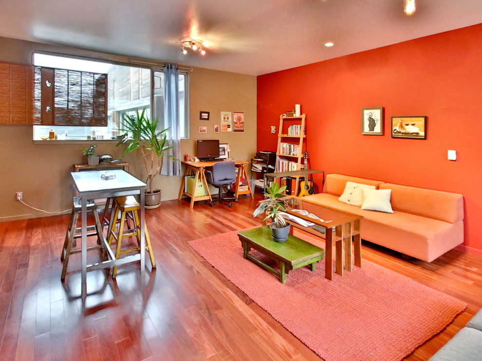 Trendy living room photo in Portland