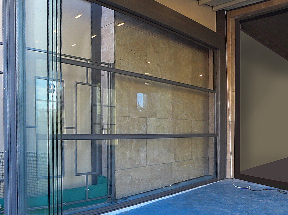 Раздвижное остекление террасы в Сочи