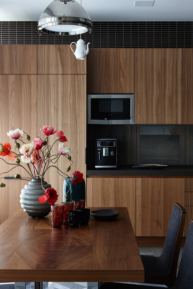 Обеденная зона в стиле модерн