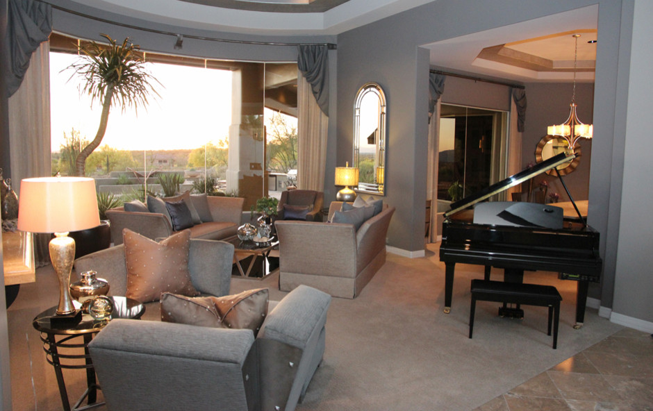 This is an example of a traditional living room in Phoenix.