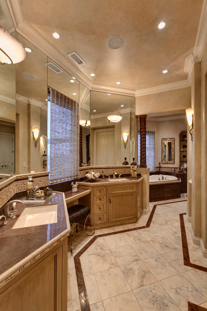Transitional transitional-bathroom