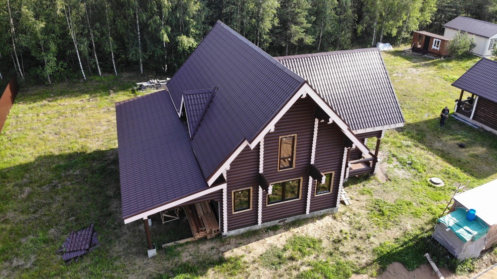 Сказочный дом из оцилиндрованного бревна.