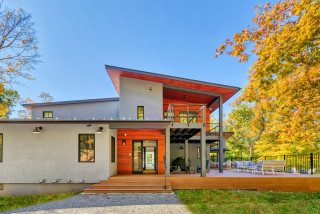 Houzz Tour: Modern Reboot for a Hudson Valley Getaway (25 photos)