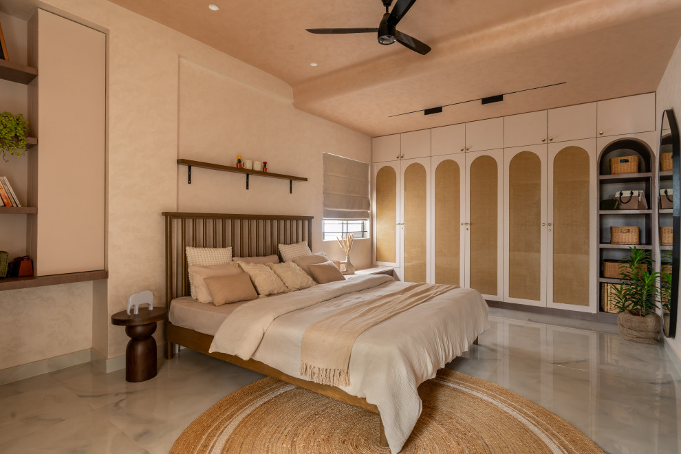 Inspiration for a contemporary bedroom in Bengaluru.