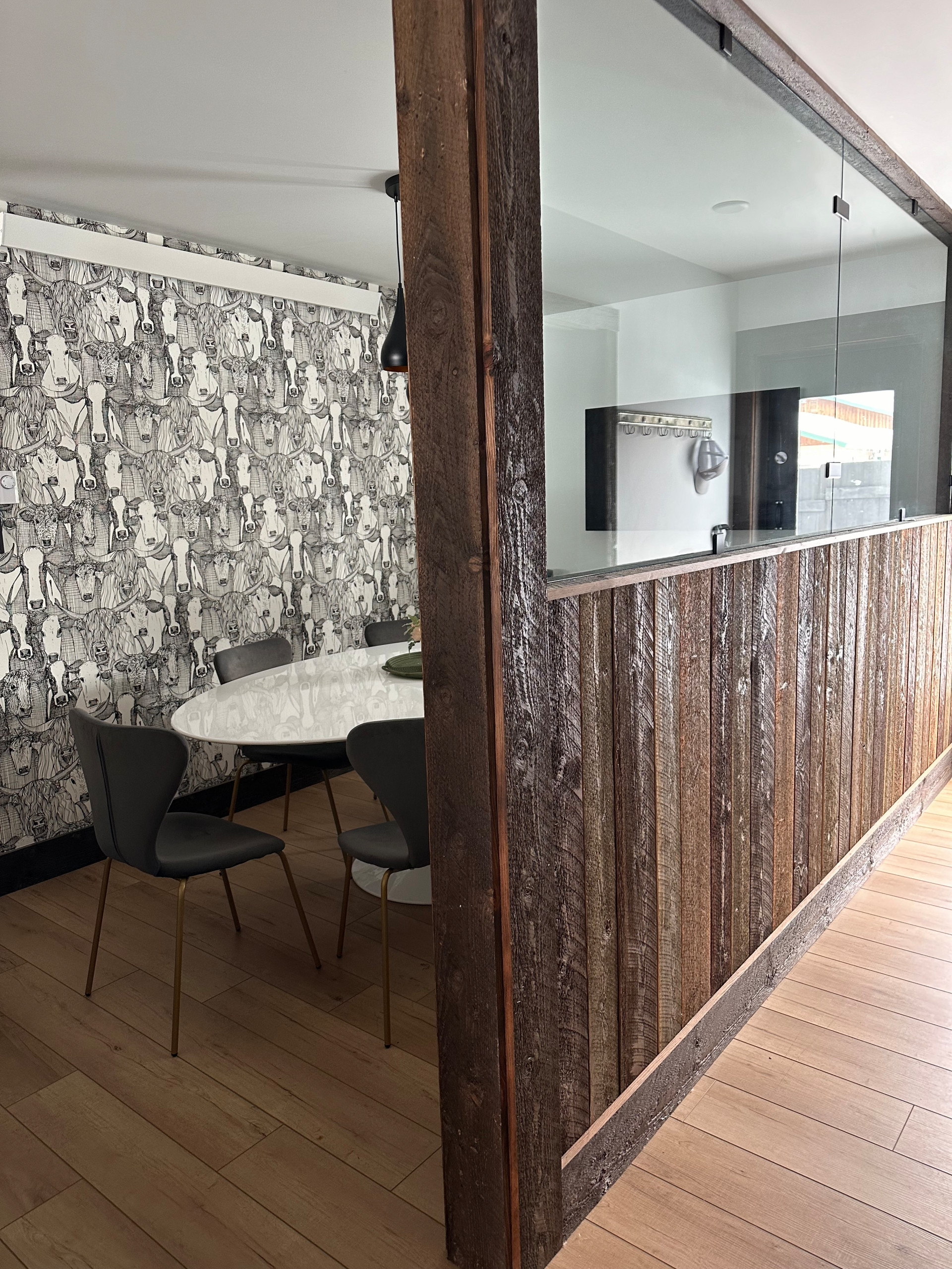 Minimalist home design photo in Other