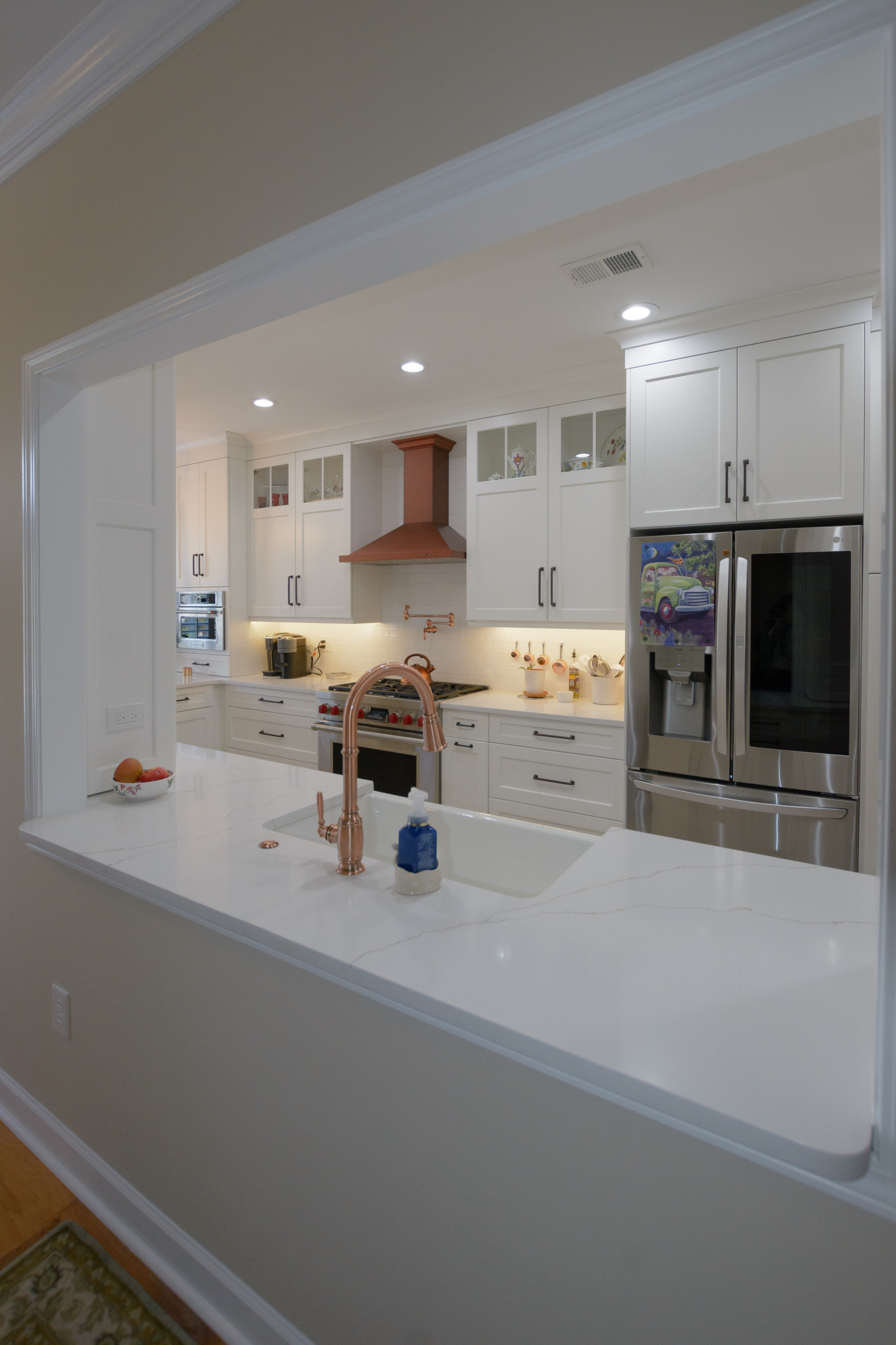 Murrell's Inlet condo white kitchen